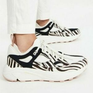 NEW NWT BrandBlack X Vibram Aura 130 Ponyhair Zebra Free People Sneaker Sz‎ 7½